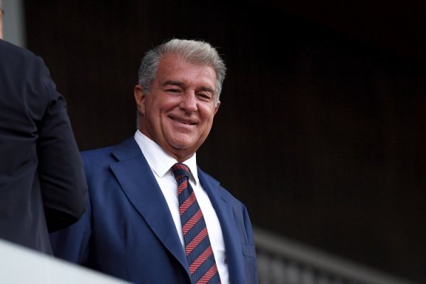 拉波尔塔：国家德比是最高级别的对决，坚信巴萨会尽一切可能赢球