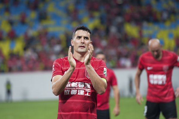 周定洋发文：还有两场赛事  180分钟，我们一起战斗到最后一秒！