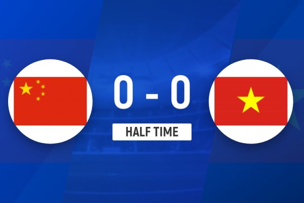 半场-拜合拉木失单刀赴会王博豪造险霍深坪扑单刀赴会 U22国足0-0越南U22